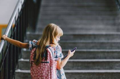 Австралія першою у світі заборонила соцмережі для дітей до 16 років