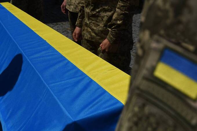 Виплати родині загиблого воїна: коли батьки не отримають гроші