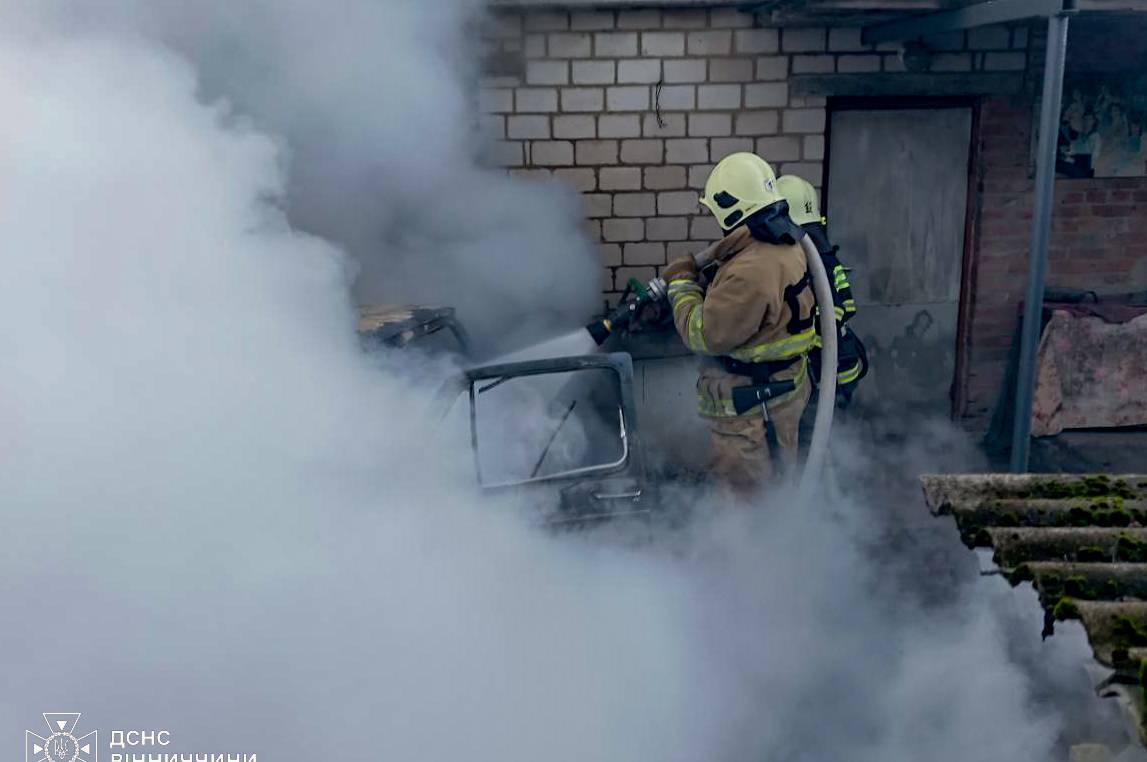 Черговий рекорд: за добу на Вінниччині горіли п’ять автівок