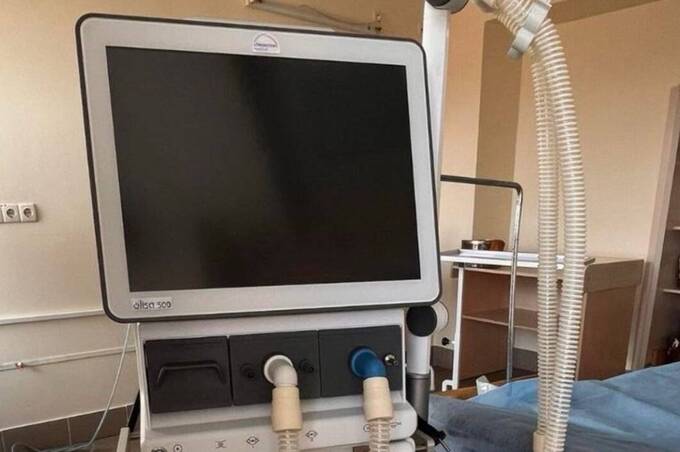 «Центр матері та дитини» у Вінниці отримав сучасний апарат ШВЛ і підписав міжнародний грант