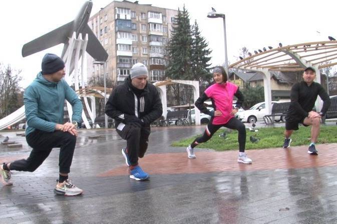 Ветеран з Вінниці, який утратив зір на війні, готується до марафону в Нью-Йорку