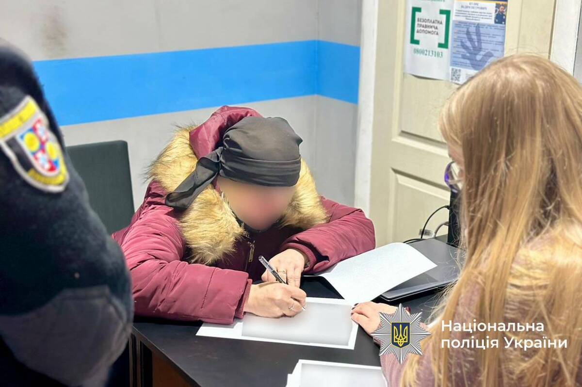 Мати, лікар та соцпрацівниця підозрюються у смерті 10-річного хлопчика з інвалідністю