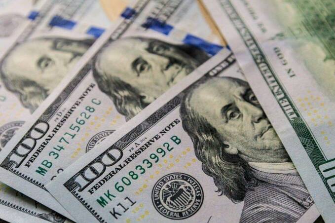 НБУ оновив курс валют: скільки коштує євро, долар та злотий у понеділок, 22 грудня