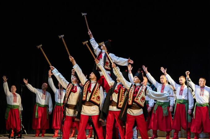 Магія українських традицій у сучасному вимірі! Хор Верьовки 5 січня у Вінниці з «Різдвяною святковою програмою»

