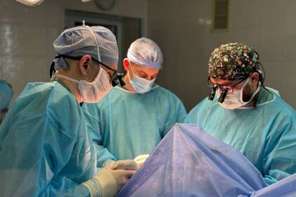 Замість ампутації — відновлення: вінницькі лікарі зберегли пацієнту кінцівку