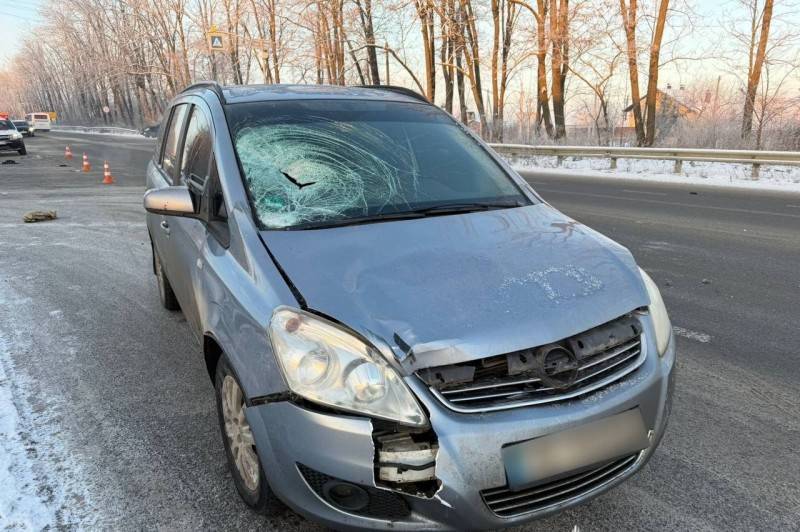 У селі Березина водій Opel збив жінку-пішохода