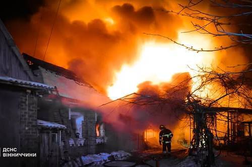 Нічна пожежа на Вінниччині забрала життя 75-річної жінки