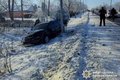 У селі Маяки не розминулися Skoda та Ford: одного з водіїв госпіталізували