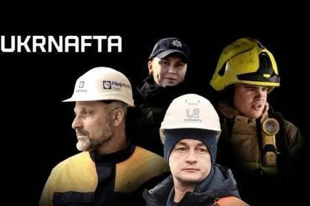 На АЗС Ukrnafta кава й хот-доги безкоштовні для енергетиків і служб порятунку