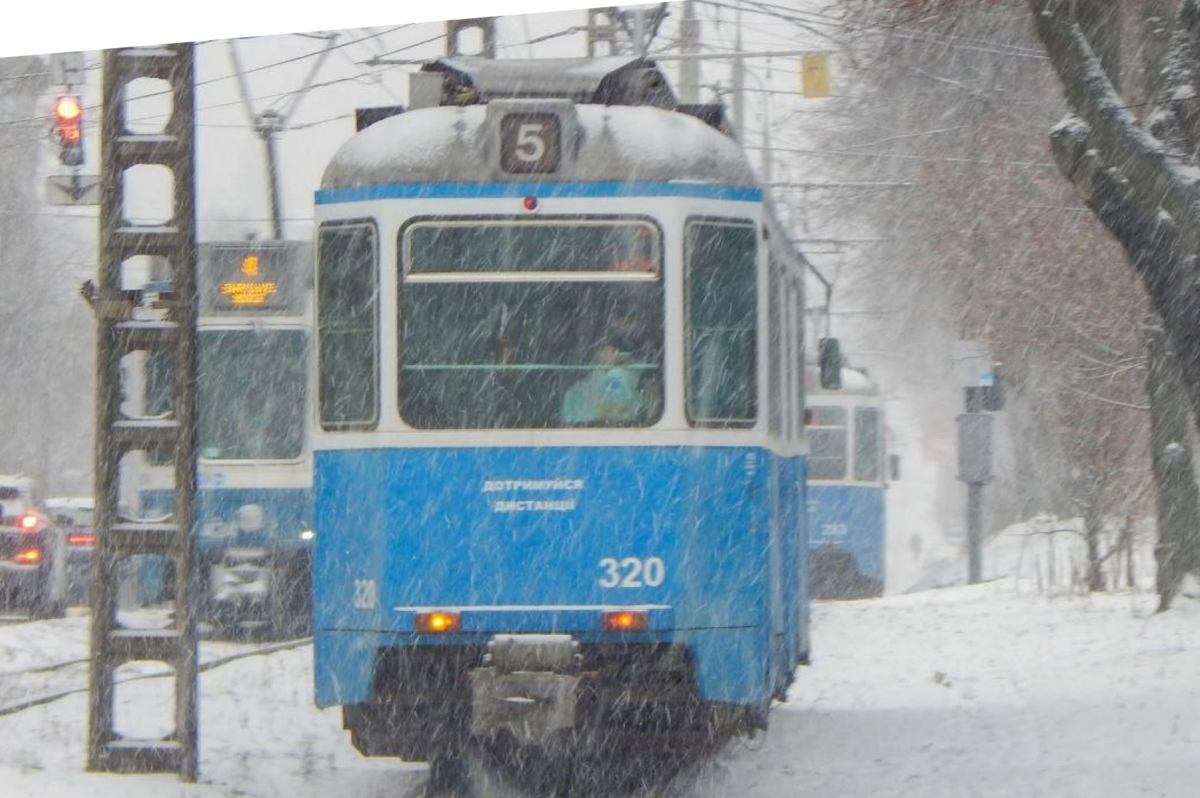 У Вінниці трамваї й тролейбуси курсують рідше: містянам радять альтернативи