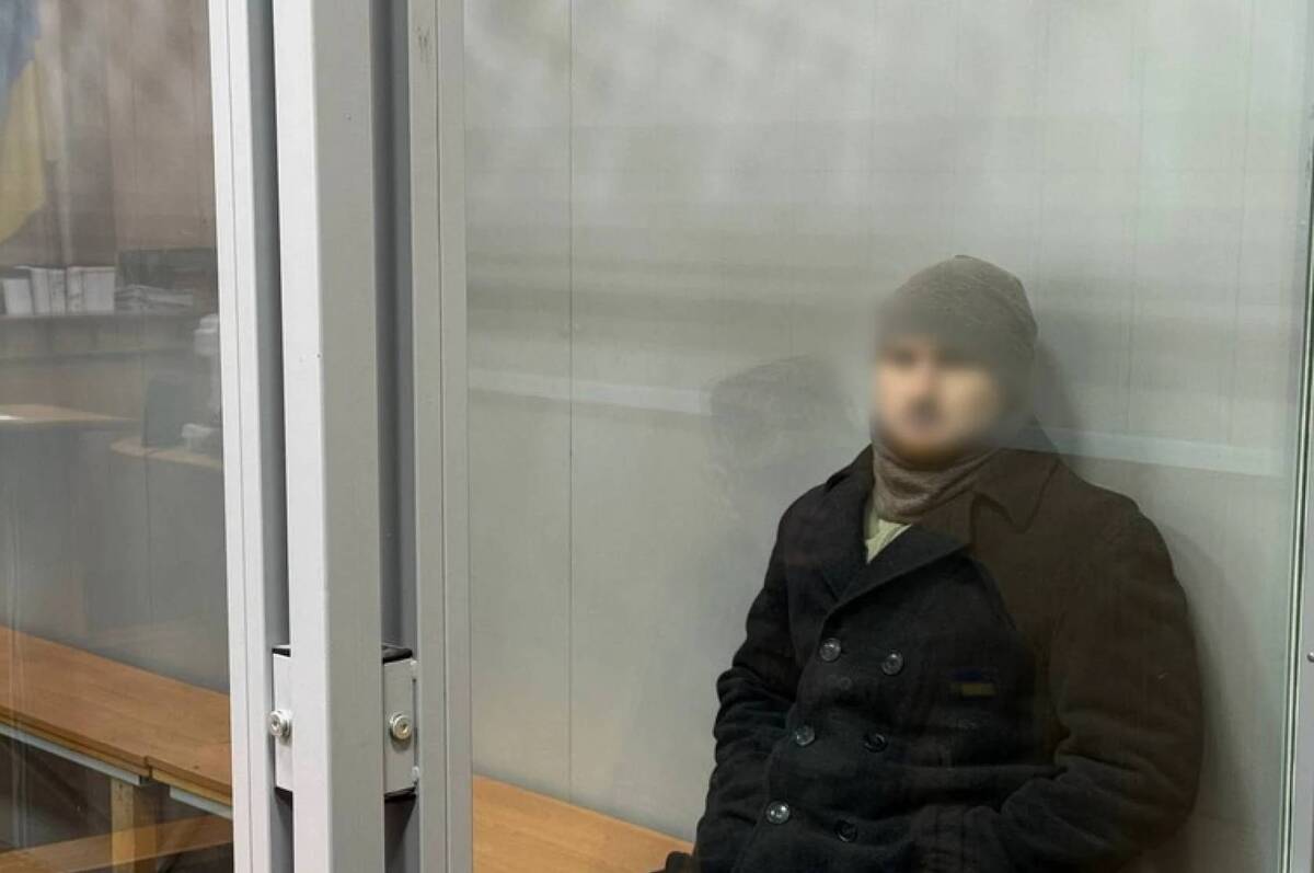 Продовжили запобіжний захід учителю, якого підозрюють у вбивстві школярів у Шаргороді