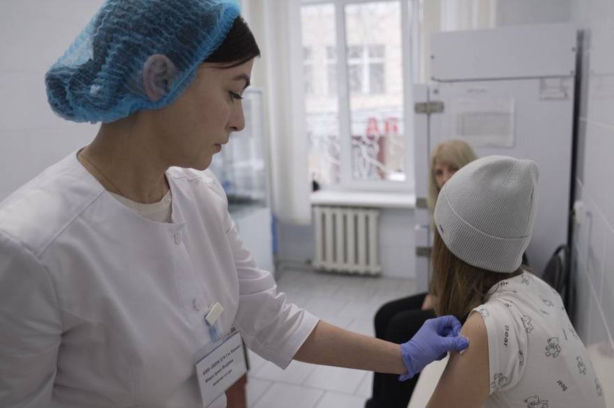 У Вінниці стартувала безоплатна вакцинація дівчат проти вірусу папіломи людини