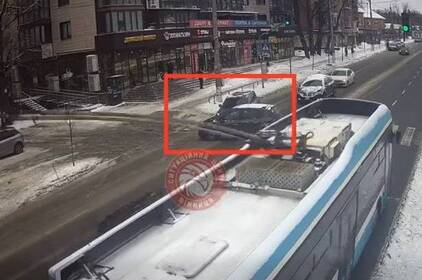 В останній день січня у Вінниці за день зафіксували кілька ДТП на різних вулицях міста (відео)