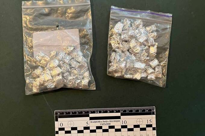 Повернулася до наркобізнесу: у Жмеринці судитимуть жінку з умовним строком