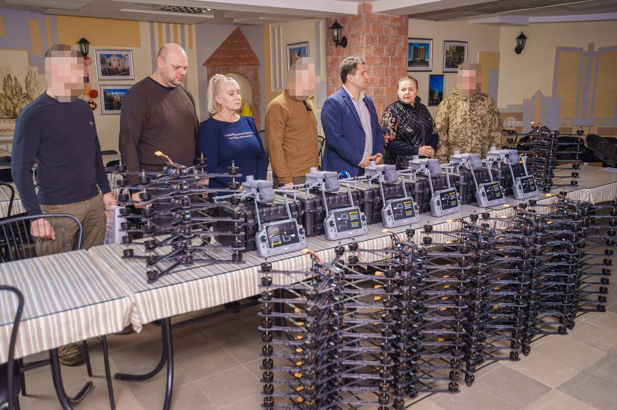 Вінниця передала на фронт 80 FPV-дронів і «Матрікси» для підрозділів на сході