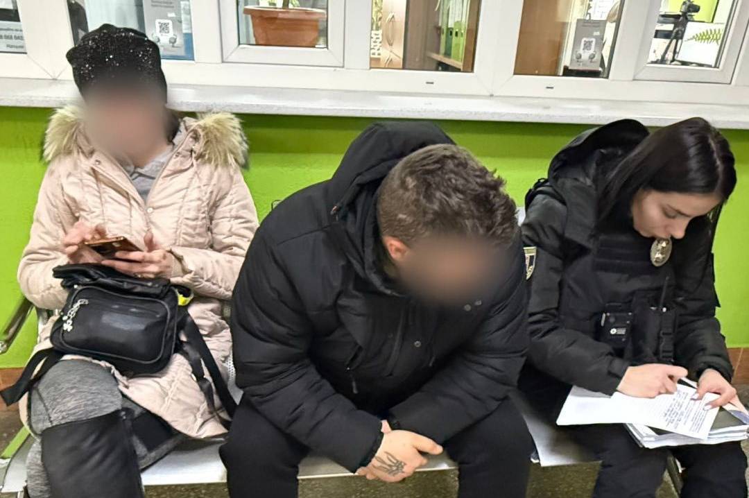 Вінничанин купив права в інтернеті й прийшов у Сервісний центр, бо вони не зʼявилися в «Дії»