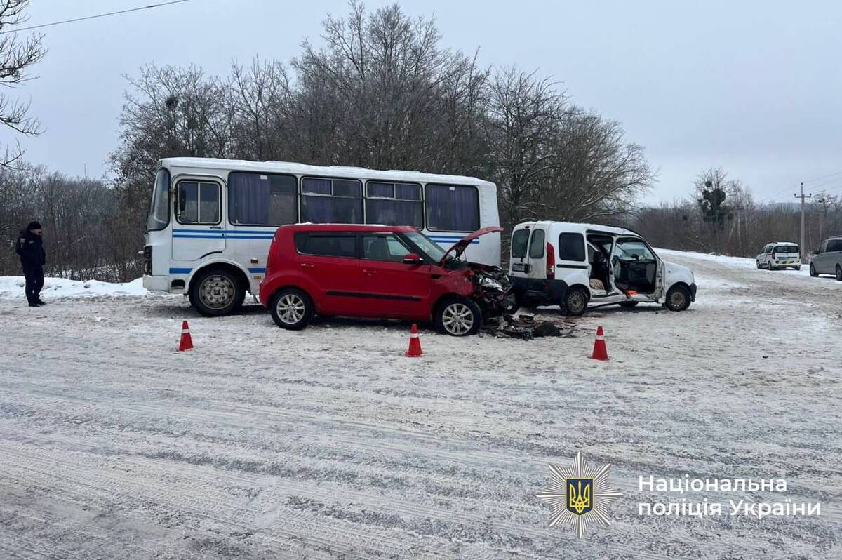 Аварії у Вінниці та на Жмеринщині: що відомо про ДТП 6 лютого