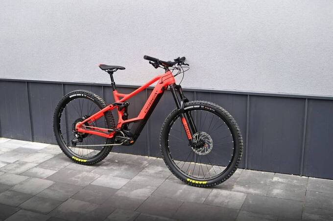 Технологічні особливості сучасних систем допомоги педалюванню