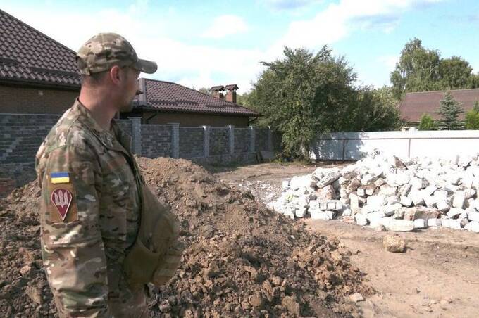 Повернувся з фронту — а землю «переписали»: у Вінниці судитимуть трьох осіб