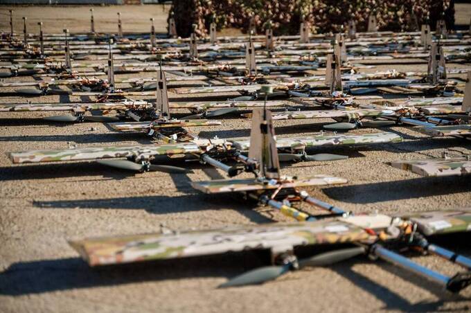 Міжрегіональний координаційний гуманітарний штаб передав 22-й бригаді автомобіль та 80 безпілотників «Блискавка»