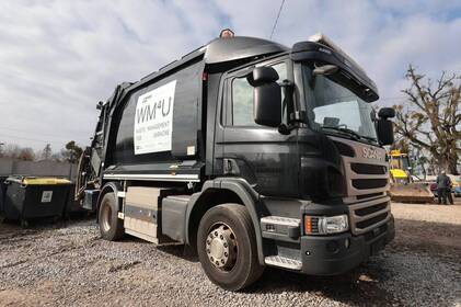 Шведські партнери передали сучасну сміттєзбиральну техніку Лука-Мелешківській громаді