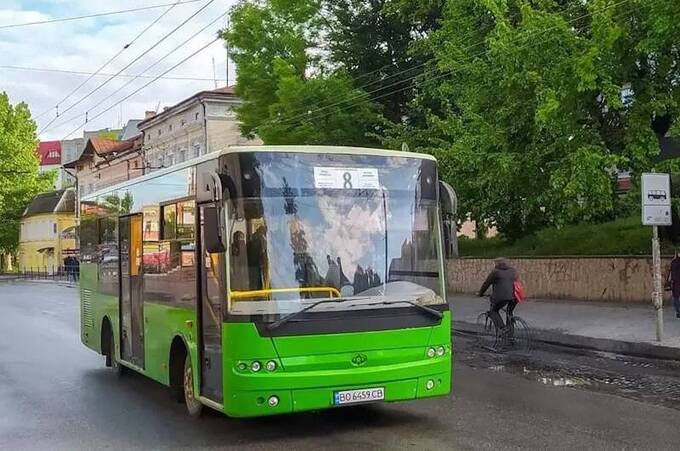 В одному з міст України подорожчав проїзд у громадському транспорті: що відомо