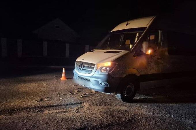 ДТП на Вінниччині: зіткнулися мікроавтобус і скутер, є постраждалий