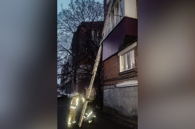 У Жмеринці рятувальники через вікно потрапили до квартири, щоб врятувати жінку