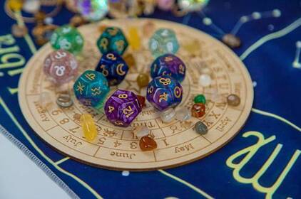 Гороскоп на 14 квітня 2026 року: як не переоцінити себе і зберегти спокій