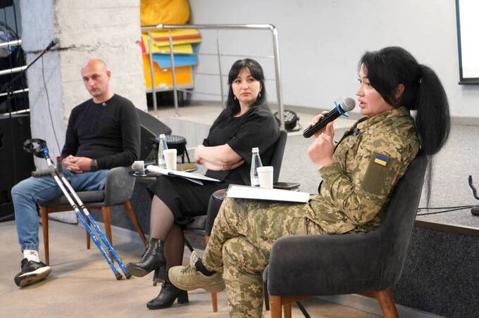 У Вінниці молодь спілкувалася з ветеранами про стійкість та виклики війни