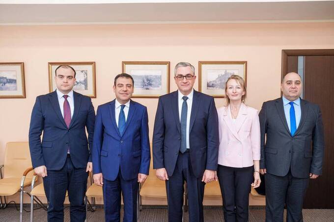 Посол Азербайджану Сеймур Мардалієв зустрівся з представниками міської влади Вінниці