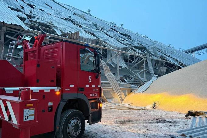 Удари по інфраструктурі й будинках: нічна атака РФ по Україні