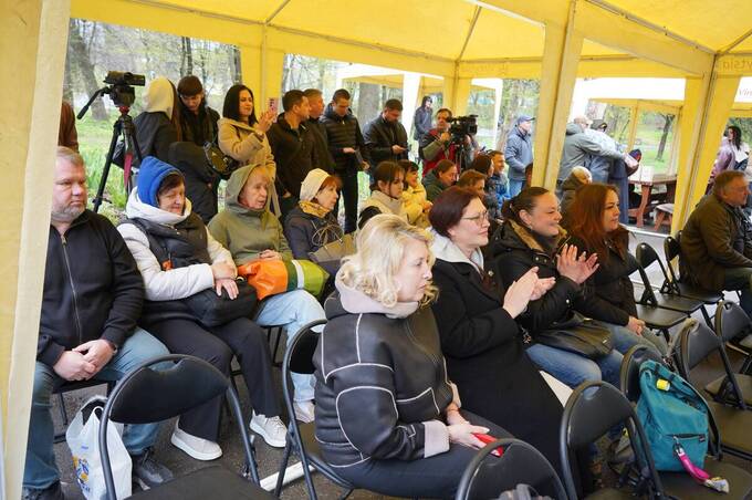 Під дощем, але з теплом у серці: як у Вінниці дякували волонтерам