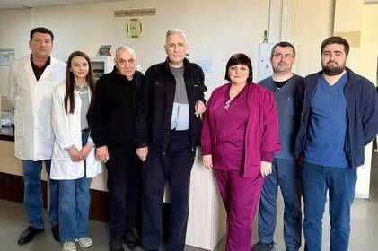 Хірурги вінницької «Пироговки» провели надскладну операцію пацієнту з раком нирки