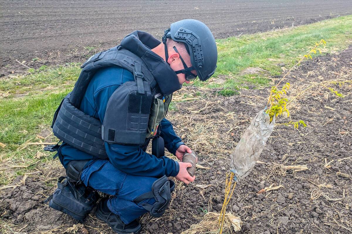 Небезпечні відголоски минулого: на Вінниччині знищили снаряд часів Другої світової війни