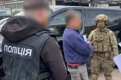 Замість реабілітації дітей здійснював сексуальне насильство над ними - поліція  затримала засновника приватного центру 