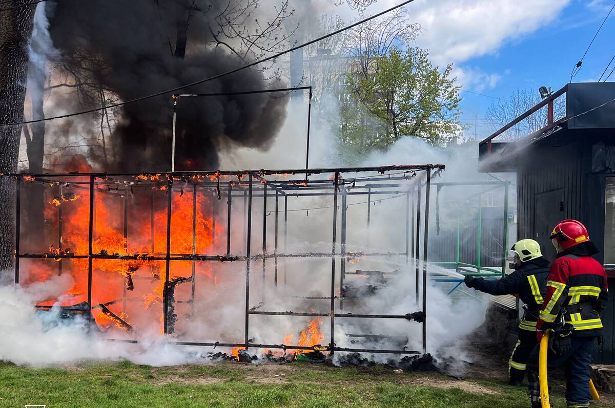 Пенсіонерка з Калинівки ледь не спалила цілий під’їзд під час утилізації речей у ванній кімнаті