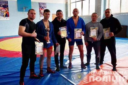 Команда Головного управління Нацполіції Вінниччини виборола першість на обласному чемпіонаті з боротьби самбо Команда Головного управління Нацполіції Вінниччини виборола першість на обласному чемпіонаті з боротьби самбо
