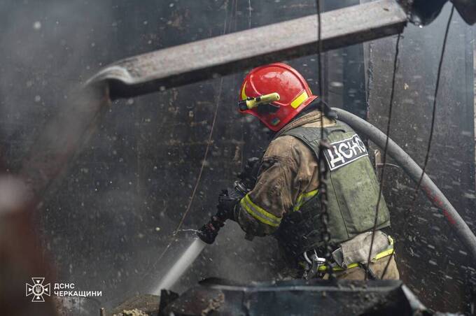 Після атаки сотнями дронів Зеленський попередив українців про нову загрозу