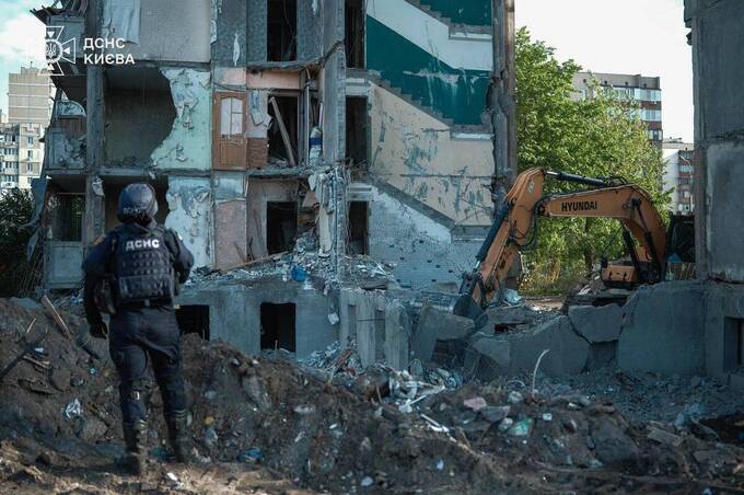 24 загиблих і десятки поранених: у Києві завершили рятувальну операцію після атаки
