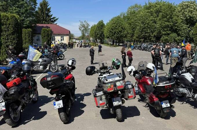 Ветеранський мотопробіг у Вінниці об’єднав сотні байкерів заради допомоги українській армії