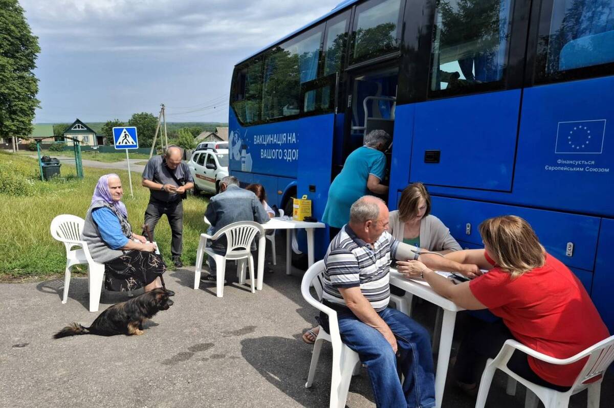 Безкоштовні медичні огляди та щеплення проведуть для мешканців Вінниччини 21 травня