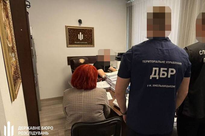 Працівники ДБР викрили посадовців ТЦК на Вінниччині, які влаштували «паперову мобілізацію»