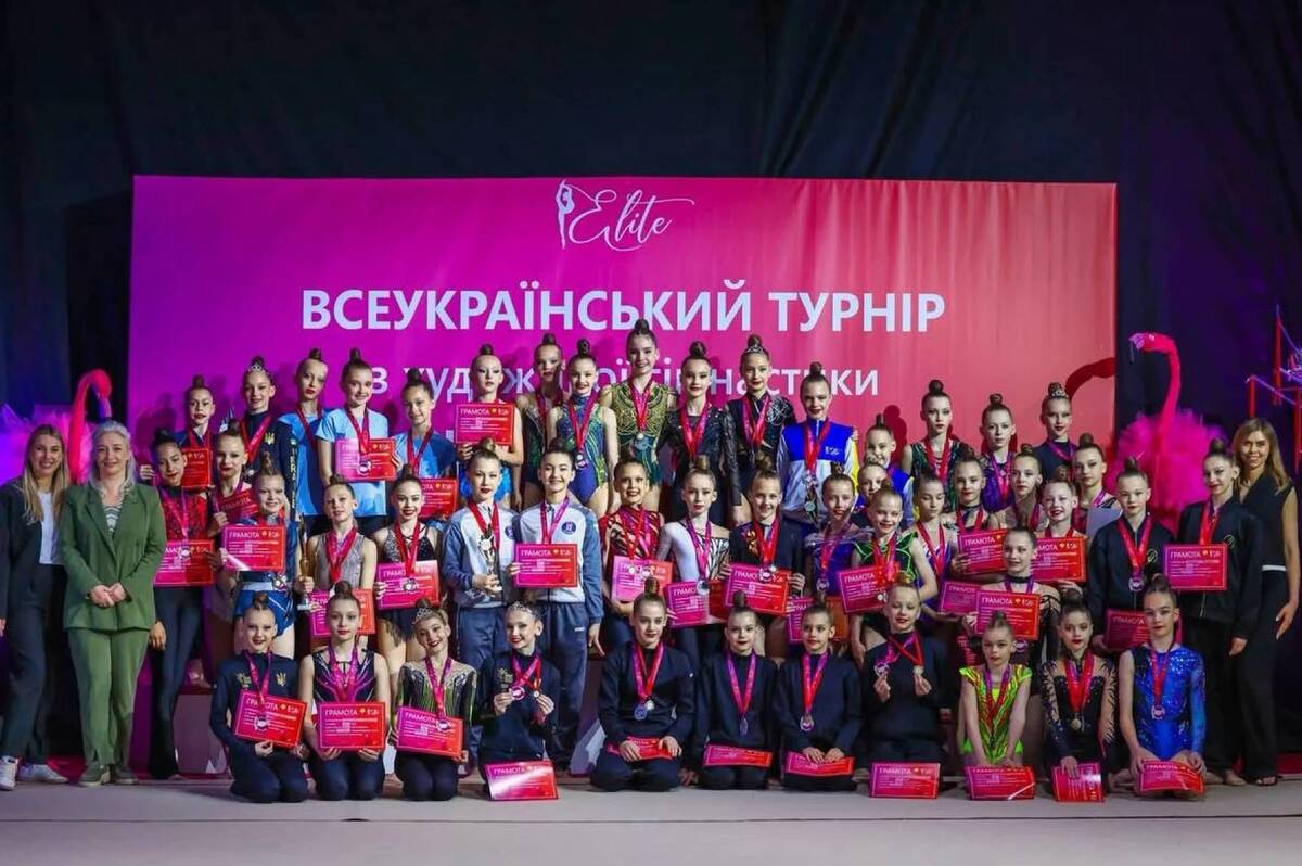Масштабні змагання з художньої гімнастики зібрали у Вінниці 800 учасниць