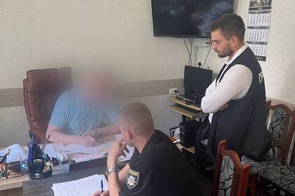 Керівника медзакладу у Гайсинському районі судитимуть за зловживання службовим становищем