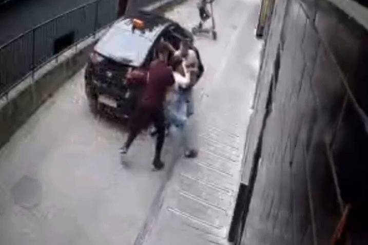 У Вінниці поширюють відео ймовірного викрадення хлопця біля ЖК «Авалон»: що відомо