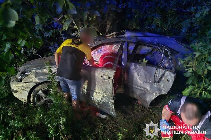 На Вінниччині сталася смертельна ДТП: загинула жінка, 15-річний хлопець у лікарні
