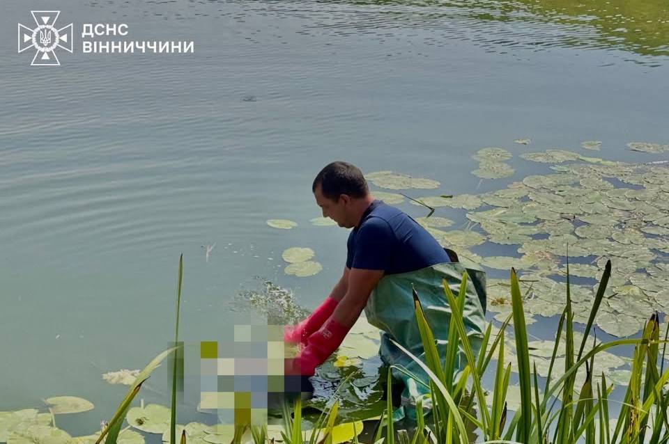 У Вінниці сталася трагедія на воді: з Південного Бугу дістали чоловіка без ознак життя