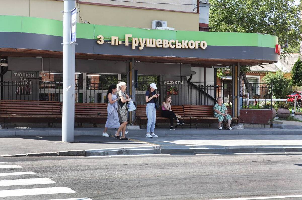 Через ремонтні роботи у Вінниці тимчасово перенесли зупинку «Грушевського»