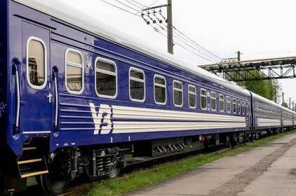 Через обрив контактного дроту затримуються приміські поїзди до Вінниці